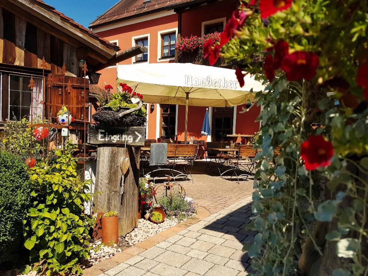 Da'Sporrer Hotel & Wirtshaus Neunburg vorm Wald Exterior foto